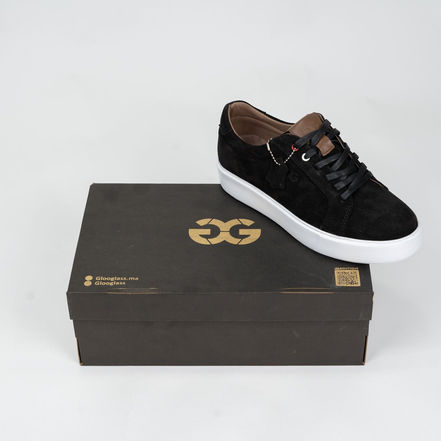 Glooglass™ – Sneakers en daim Noir
