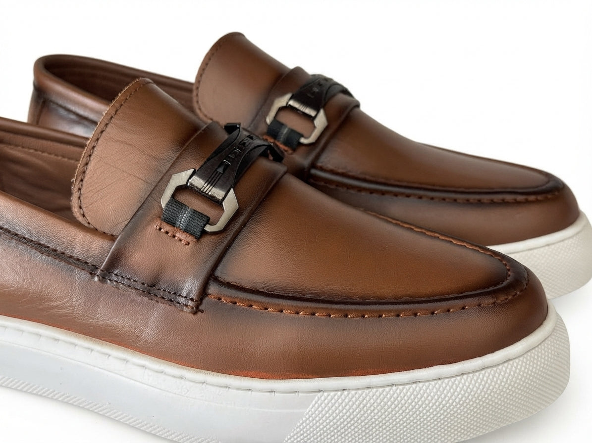 Glooglass™ – Chaussures en Cuir Marron