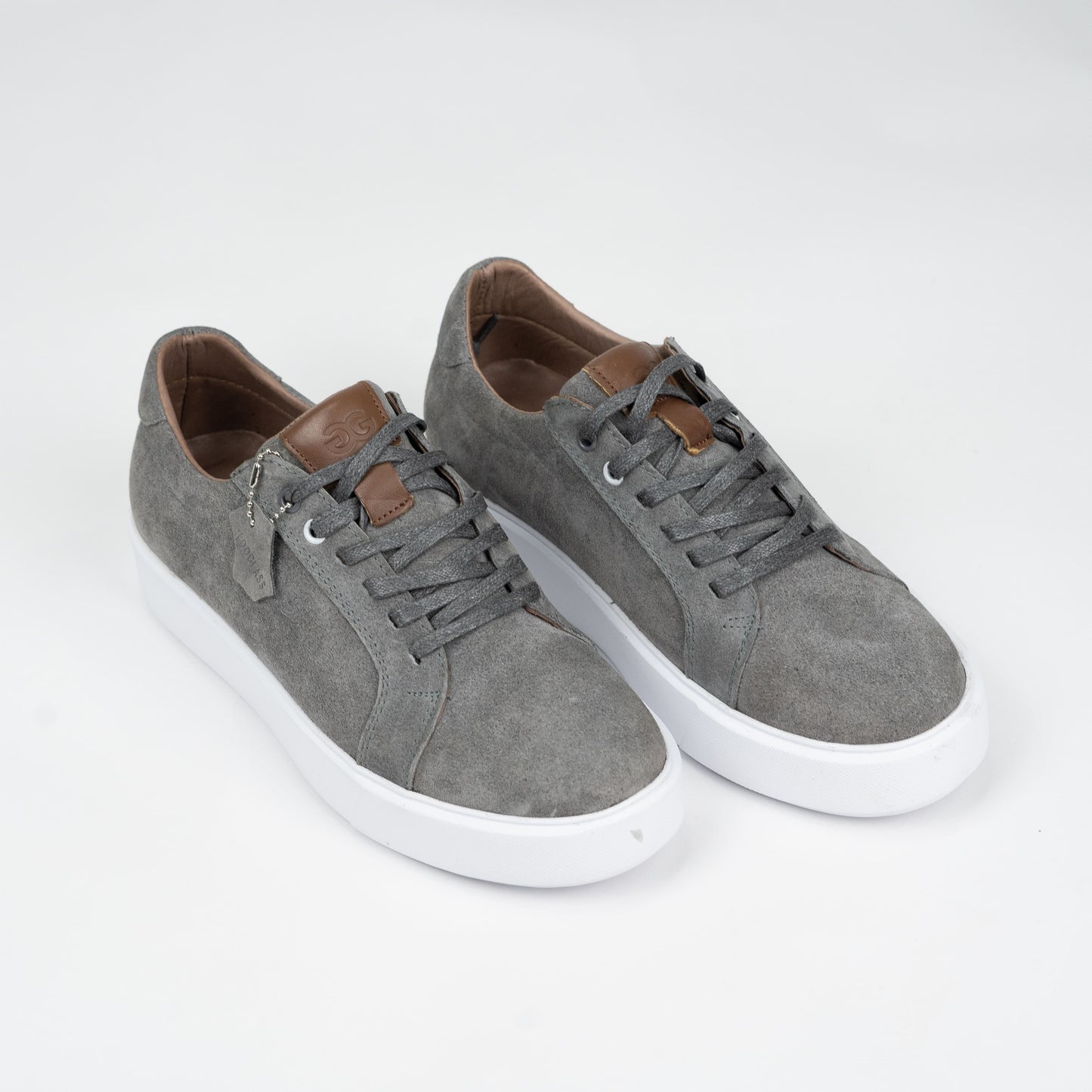 Glooglass™ – Sneakers en daim Gris
